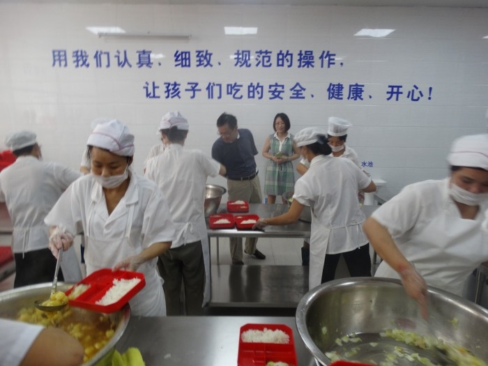 餐饮一体化运作二小配送